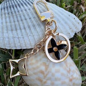 Gold-tone Black Flower Charm Keychain - Designer Inspired Women Accessories